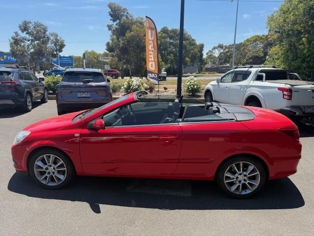 2007 Holden Astra Twin Top