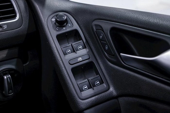 2011 Volkswagen Golf 103TDI Comfortline VI MY11 BLUE