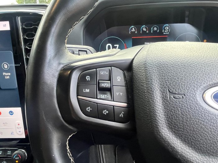 2023 Ford Everest Platinum