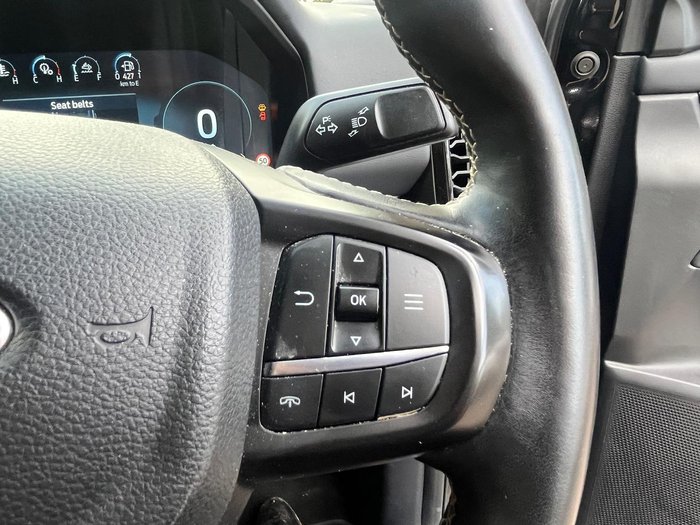 2023 Ford Everest Platinum