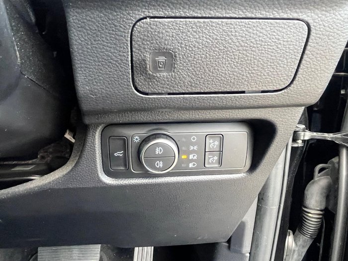 2023 Ford Everest Platinum