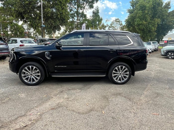 2023 Ford Everest Platinum