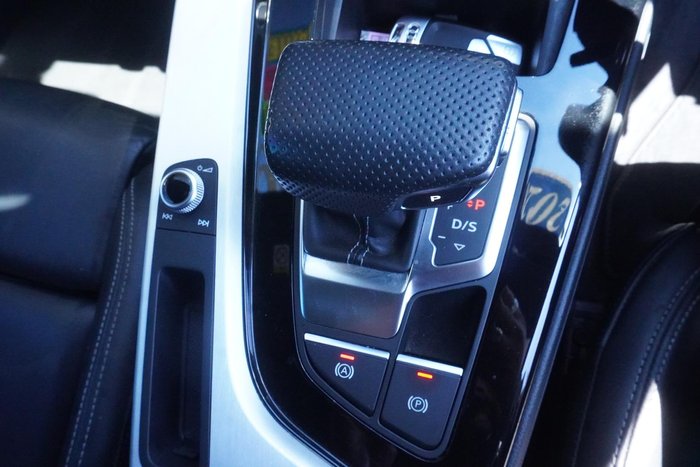 2020 Audi A4 45 TFSI S line