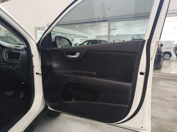 2021 Kia Stonic Sport YB MY21 Clear White