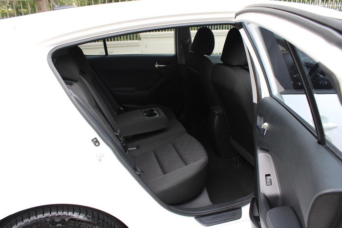 2016 Kia Cerato S Premium YD MY16 Clear White