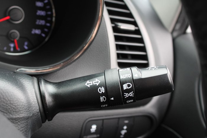 2016 Kia Cerato S Premium YD MY16 Clear White