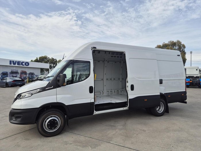 2025 Iveco Daily 70C21V