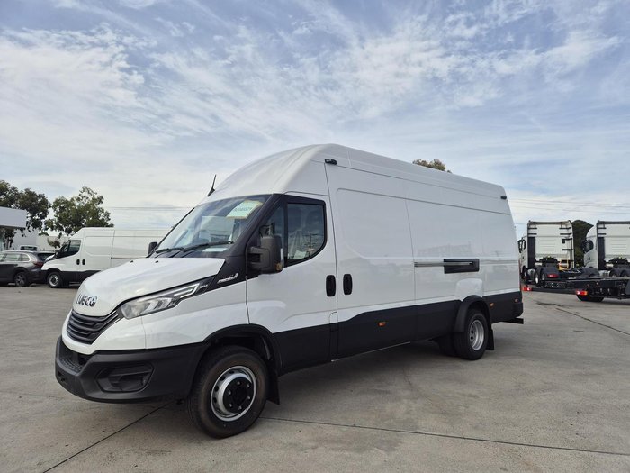 2025 Iveco Daily 70C21V