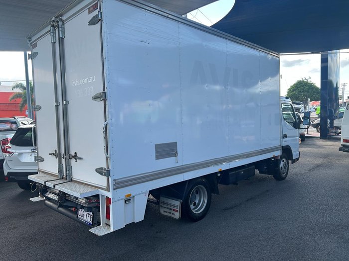 2018 Fuso Canter 515 White