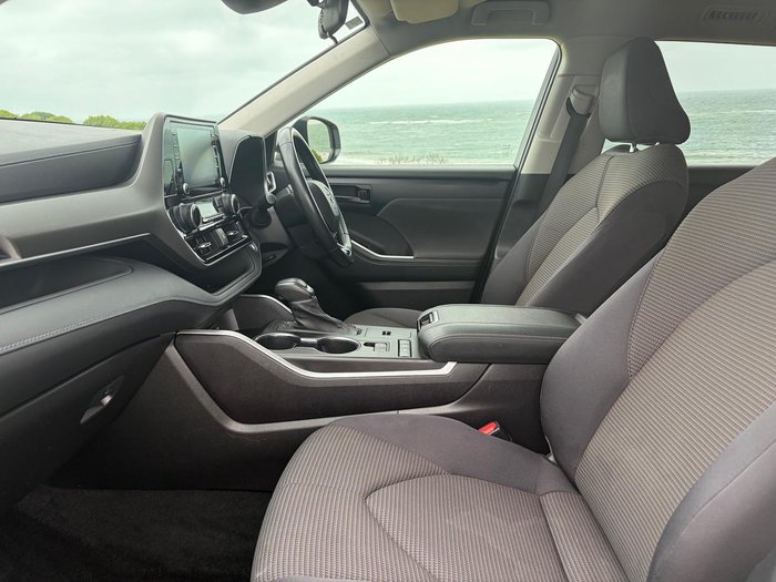 2021 Toyota Kluger GX