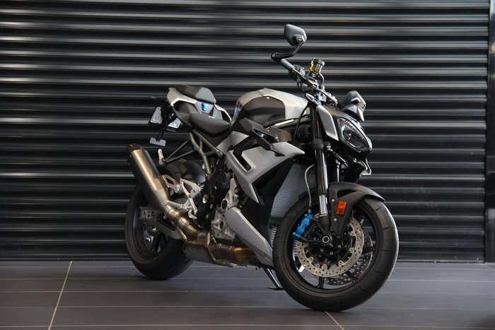 2025 BMW M 1000 R M 1000 White