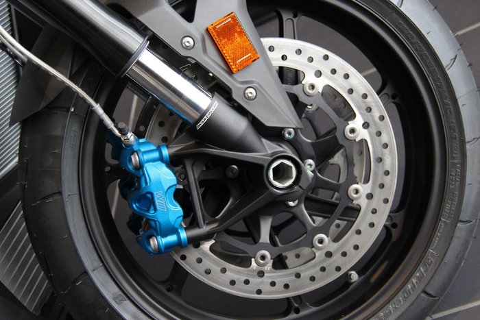 2025 BMW M 1000 R M 1000 White