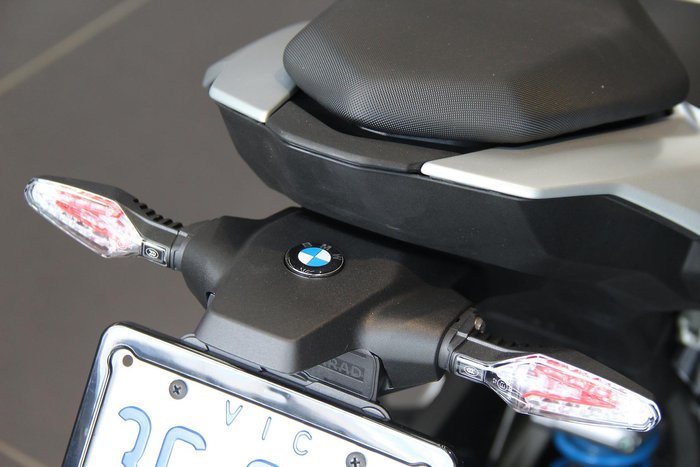 2025 BMW M 1000 R M 1000 White