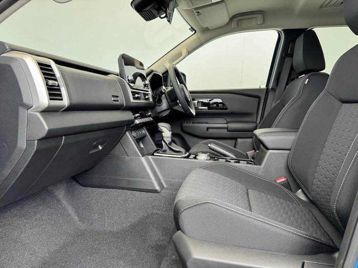 2025 Mitsubishi Triton GLS