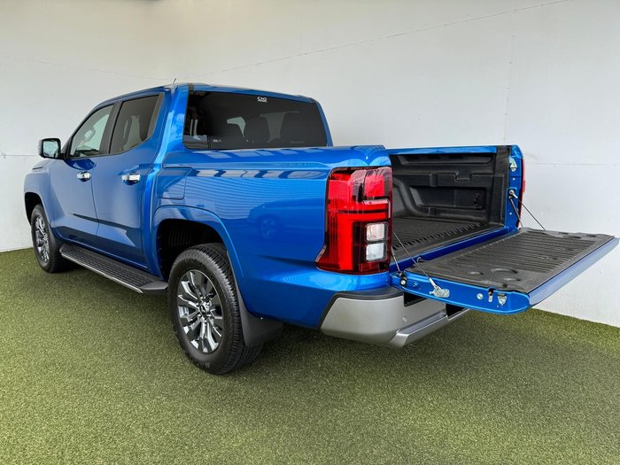 2025 Mitsubishi Triton GLS