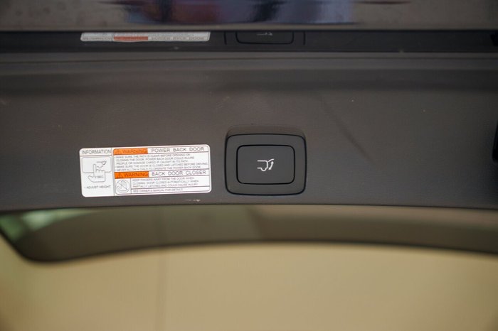 2024 LDV D90 Executive