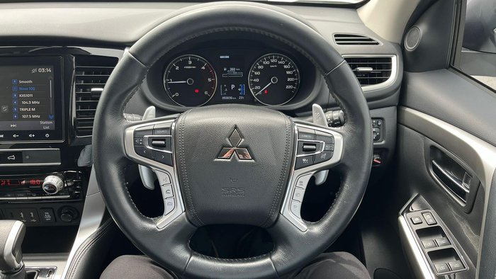 2020 Mitsubishi Pajero Sport GLS