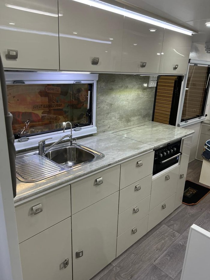 2021 Design RV Crx Semi Off Road Van 4, 19'8''