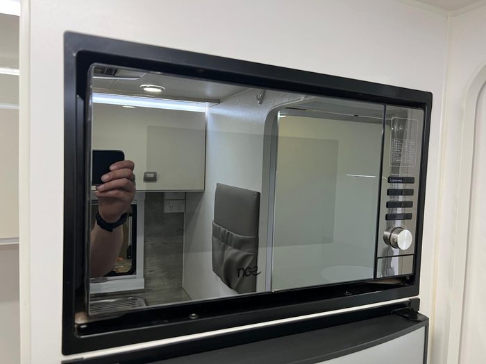 2021 Design RV Crx Semi Off Road Van 4, 19'8''