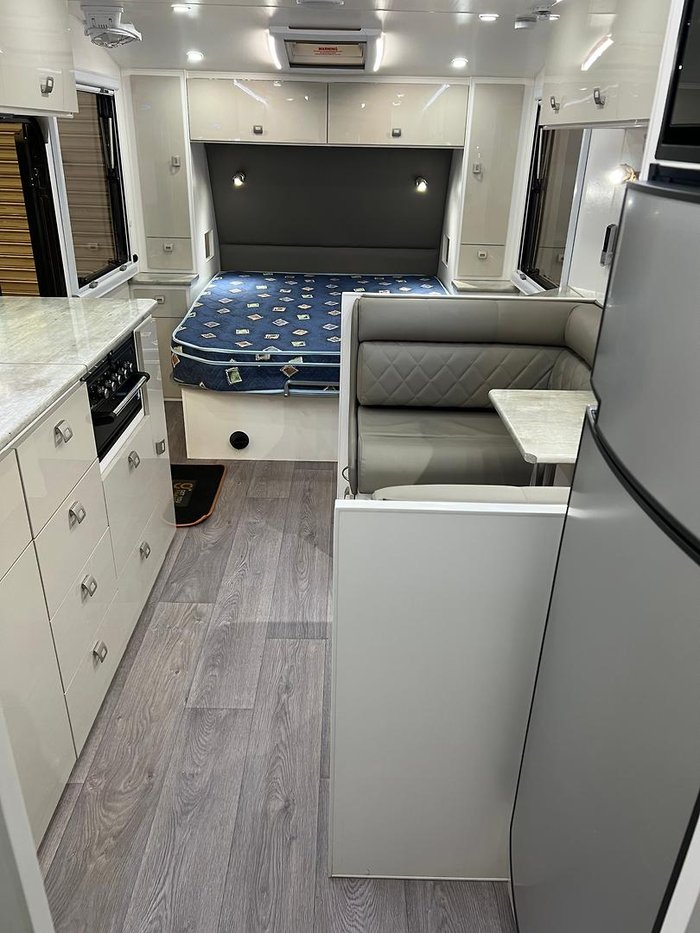 2021 Design RV Crx Semi Off Road Van 4, 19'8''