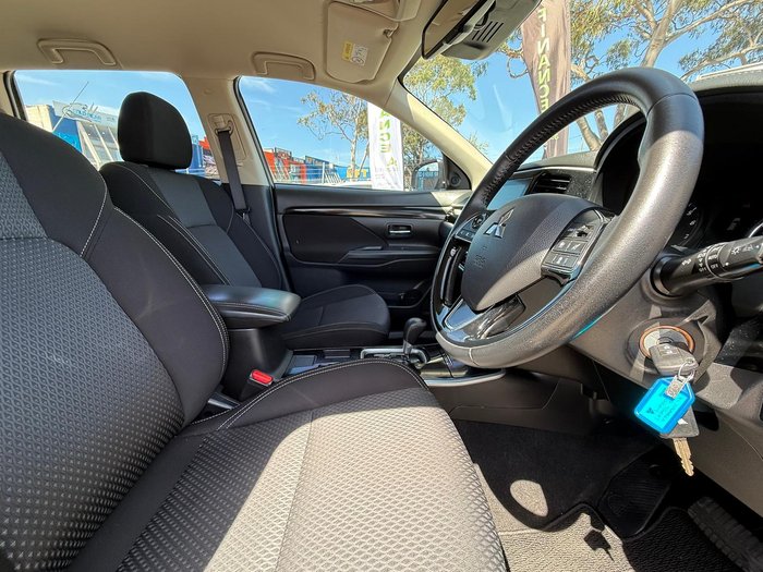 2021 Mitsubishi Outlander ES ZL MY21 Titanium