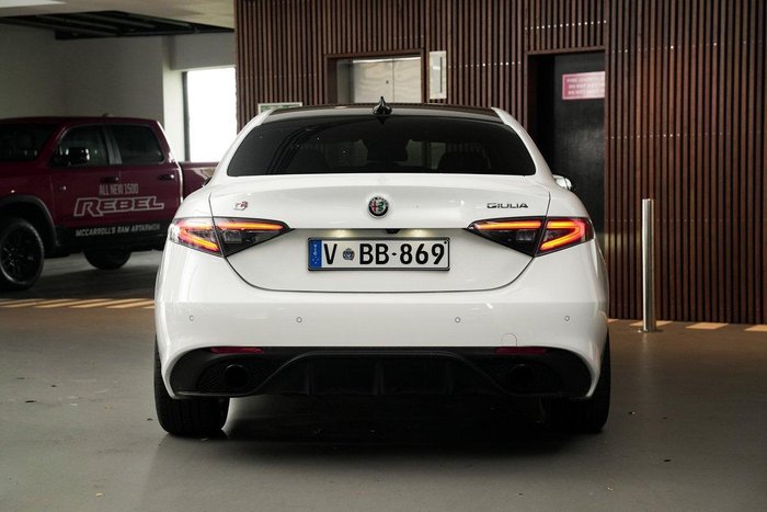2023 Alfa Romeo Giulia Veloce