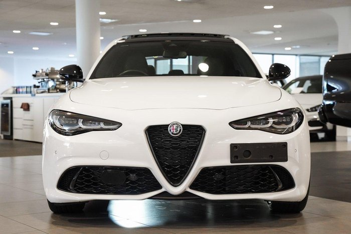 2023 Alfa Romeo Giulia Veloce