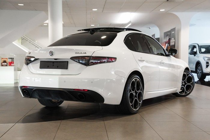 2023 Alfa Romeo Giulia Veloce