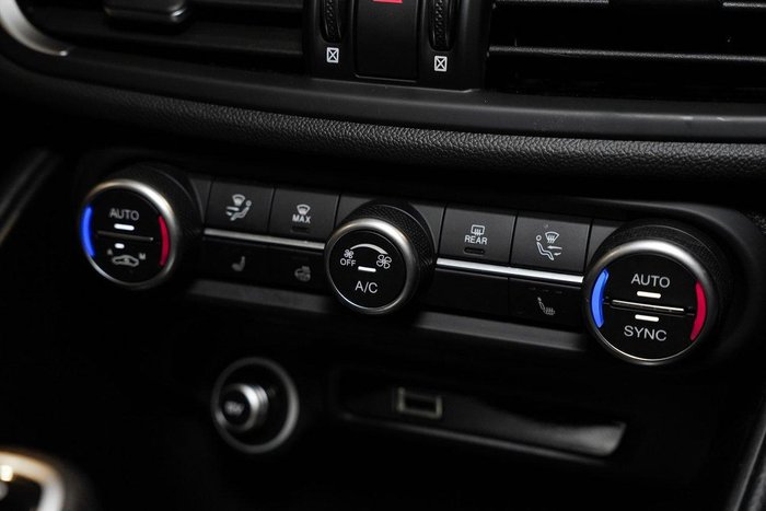 2023 Alfa Romeo Giulia Veloce