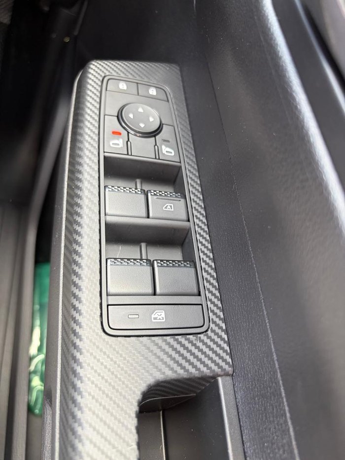 2025 Mitsubishi Triton GLX