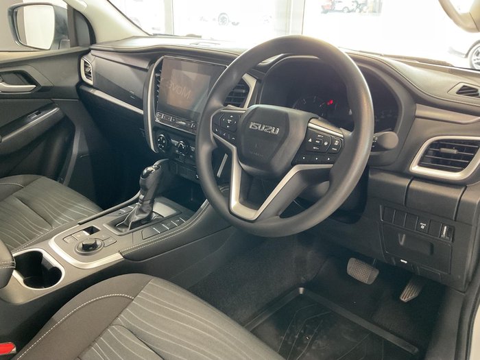 2023 Isuzu MU-X LS-M