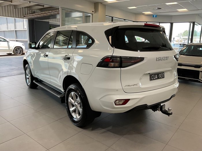 2023 Isuzu MU-X LS-M