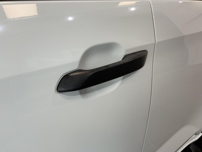 2023 Isuzu MU-X LS-M