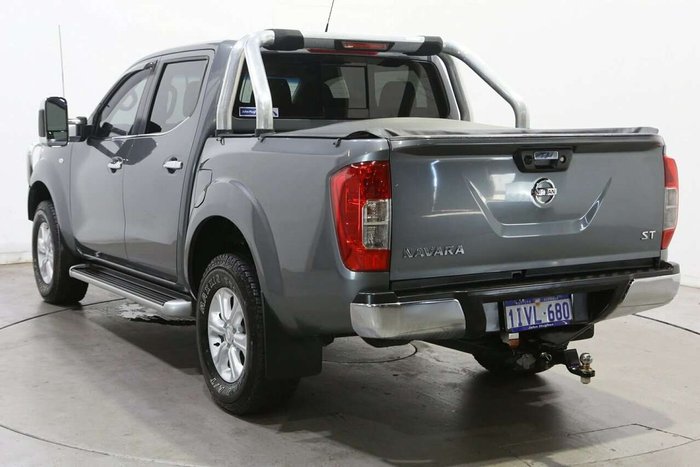 2017 Nissan Navara ST