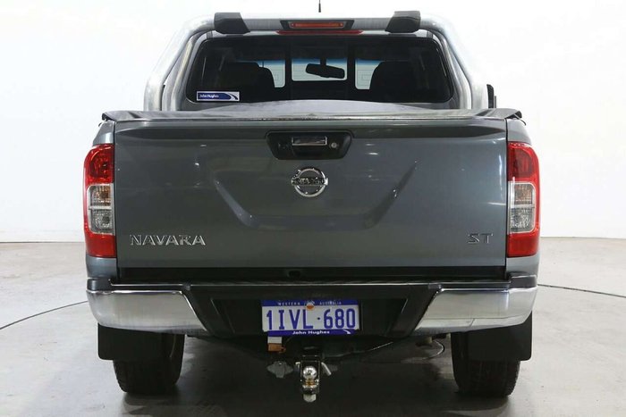 2017 Nissan Navara ST