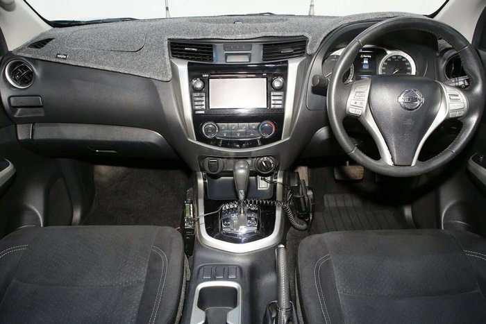 2017 Nissan Navara ST