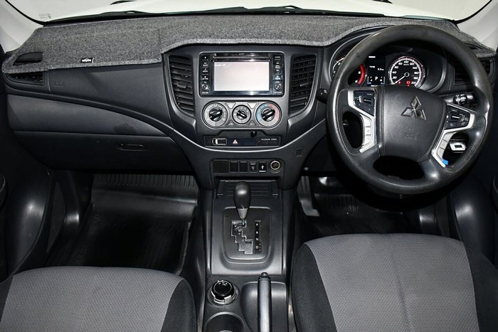 2018 Mitsubishi Triton GLX ADAS