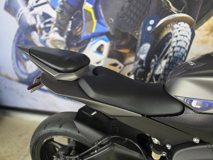 2016 Yamaha YZF-R6 Grey