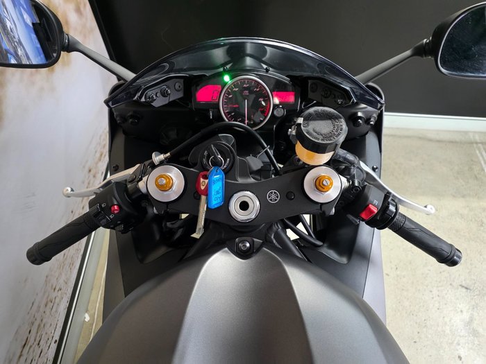 2016 Yamaha YZF-R6 Grey