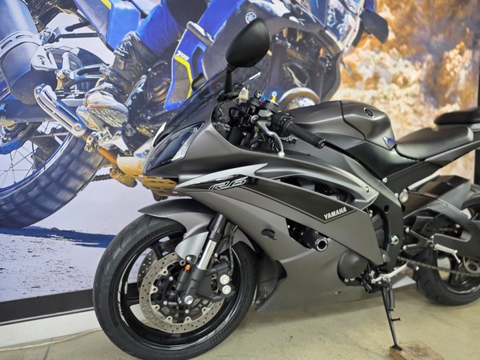 2016 Yamaha YZF-R6 Grey