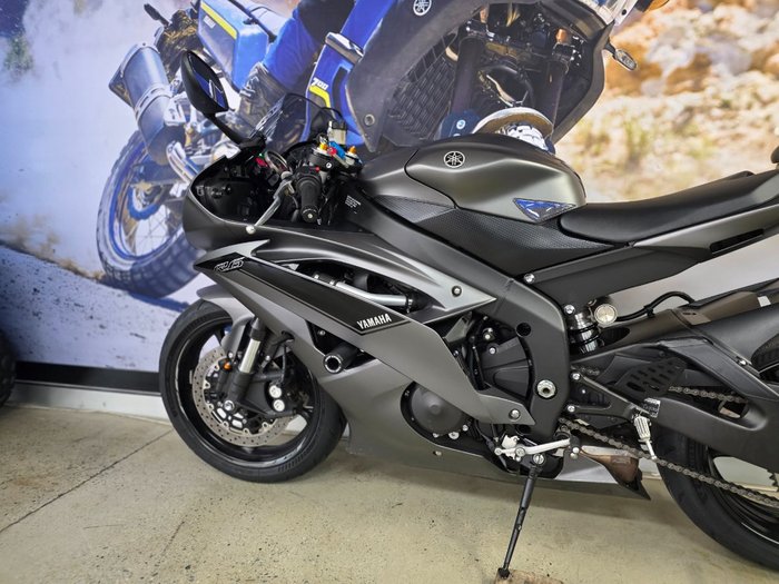 2016 Yamaha YZF-R6 Grey