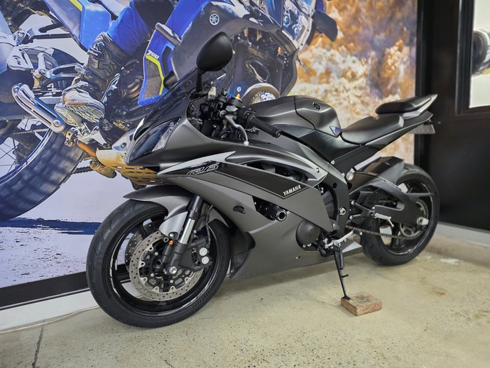 2016 Yamaha YZF-R6 Grey