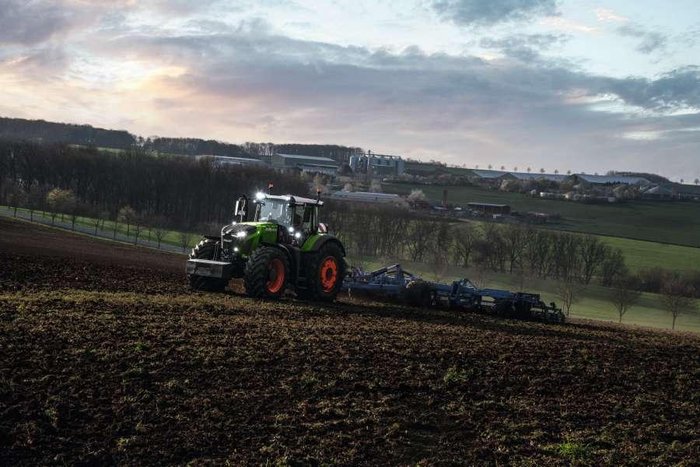 2026 Fendt 930 Vario Gen7 296Hp Tractor