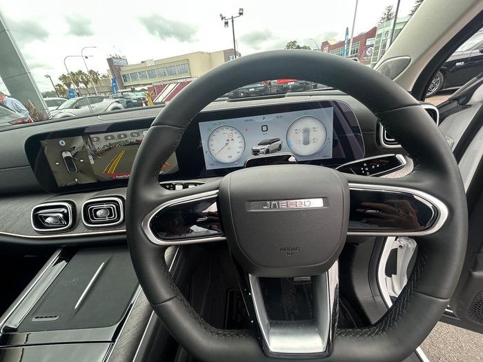 2025 Jaecoo J8 Track