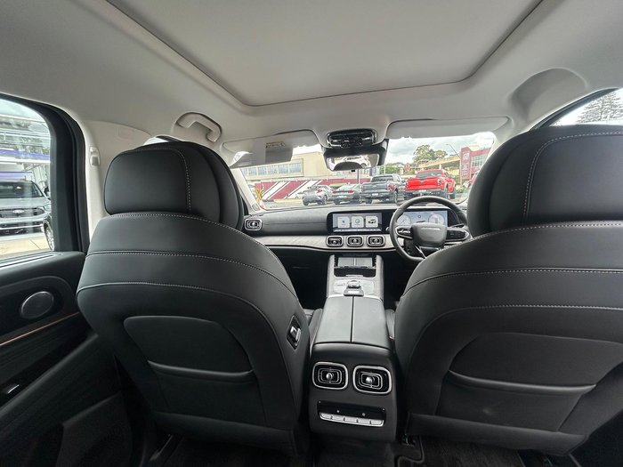 2025 Jaecoo J8 Track