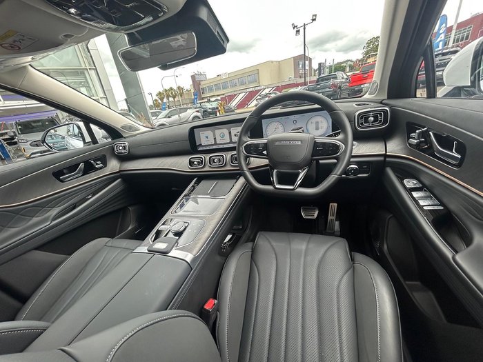 2025 Jaecoo J8 Track