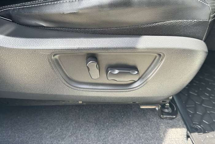 2021 Mitsubishi Triton GLS