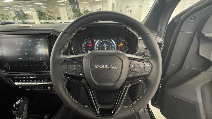 2025 Isuzu D-MAX BLADE MY25.5 4X4 Dual Range Basalt Black