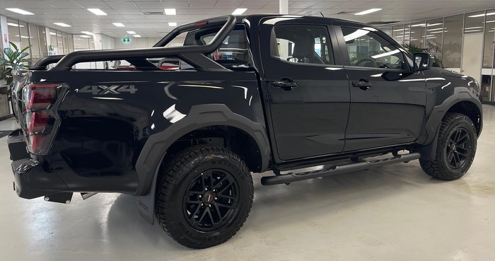2025 Isuzu D-MAX BLADE MY25.5 4X4 Dual Range Basalt Black