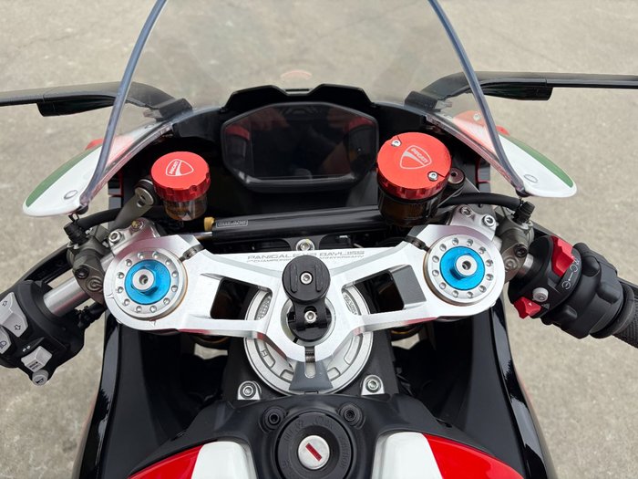 2023 DUCATI PANIGALE V2 BAYLISS 20TH ANNIV RED/WHITE